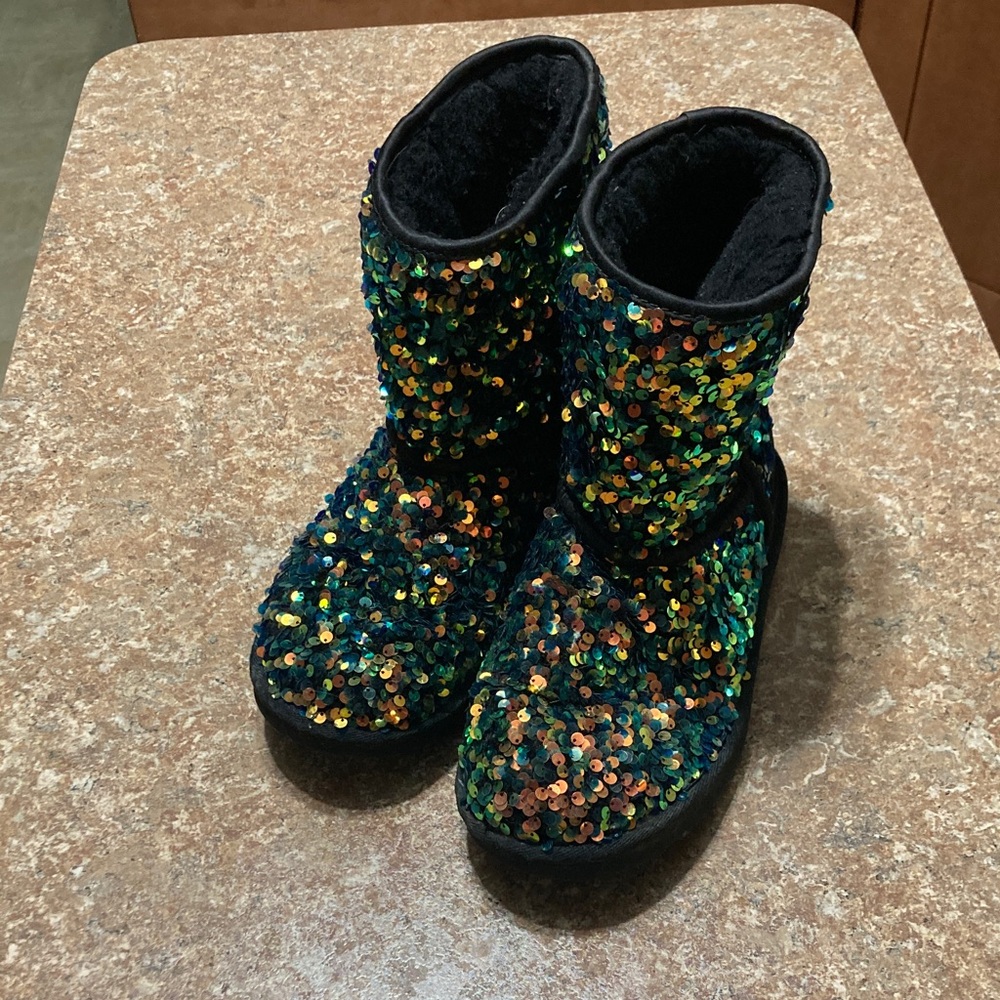 UGG Black and Multicolor Sequin Boots size 6